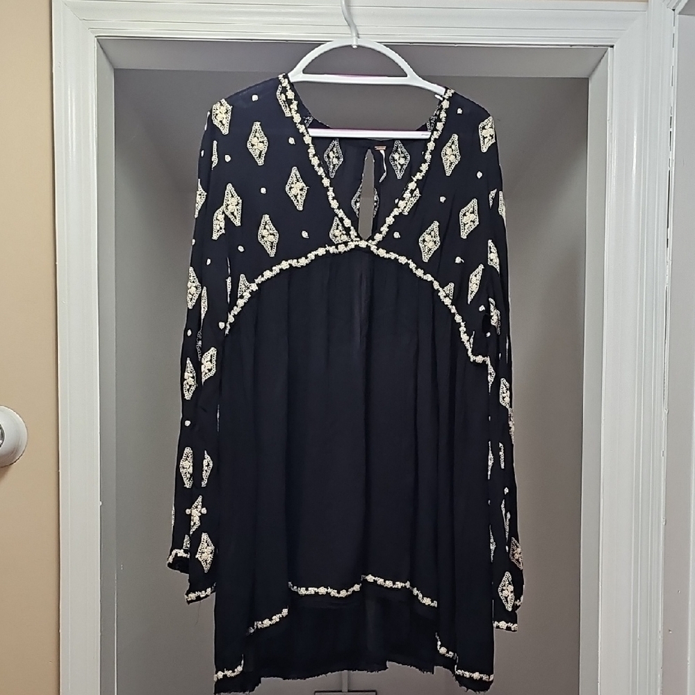Free People Boho Black and Cream Dress/Tunic Top